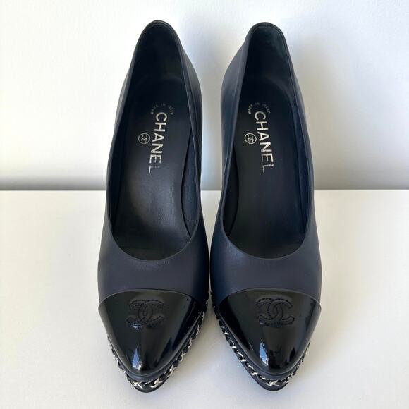 CHANEL 2015 CC Logo Cap Toe Chain Link Platform Pumps IT 39 Navy Blue - Picture 4 of 14